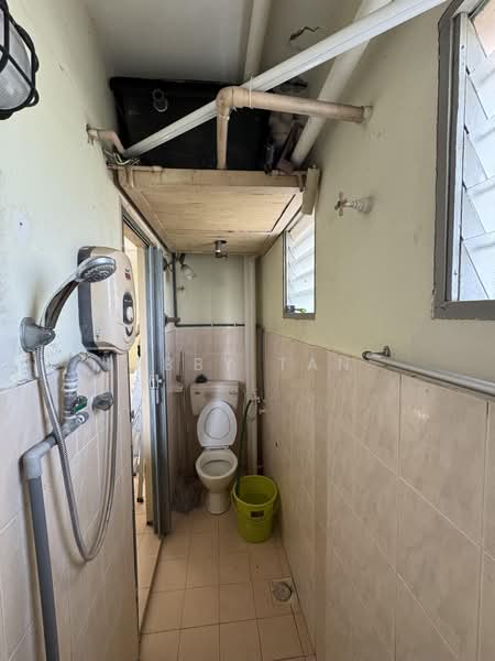 Flat for Sale at Cempaka - Abby Tan - Bathroom - PropertyGuru.com.my