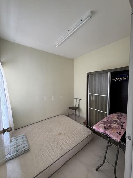 Flat for Sale at Cempaka - Abby Tan - Bedroom - PropertyGuru.com.my