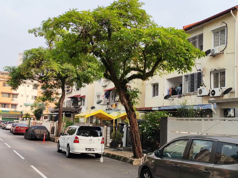 Rumah Bandar untuk Dijual di Taman Mastiara (Jalan Ipoh) - Tony Liew - Exterior - PropertyGuru.com.my