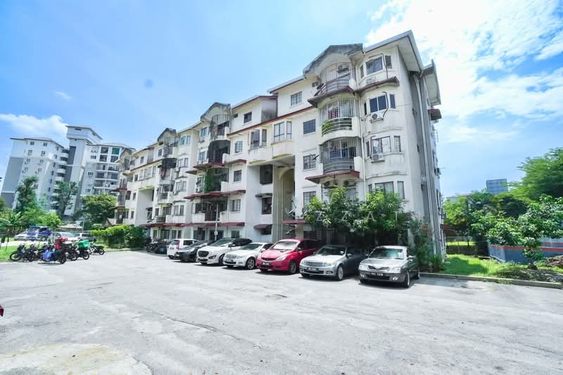 Pangsapuri untuk Dijual di Kenari Court - Izzaza Izzati - Exterior - PropertyGuru.com.my