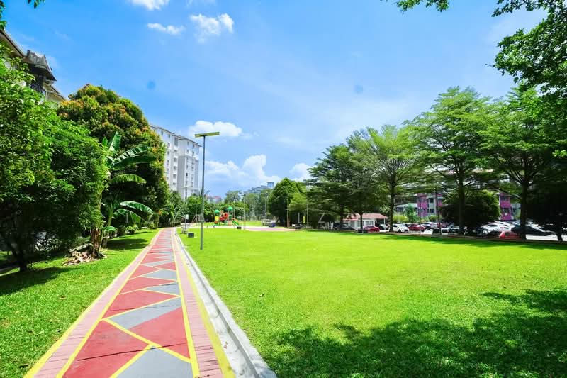 Pangsapuri untuk Dijual di Kenari Court - Izzaza Izzati - Exterior - PropertyGuru.com.my