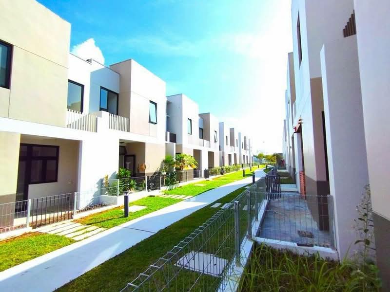 2-storey Terraced House for Rent in Medini (Iskandar Puteri (Nusajaya)) - Tony Lim - Exterior - PropertyGuru.com.my