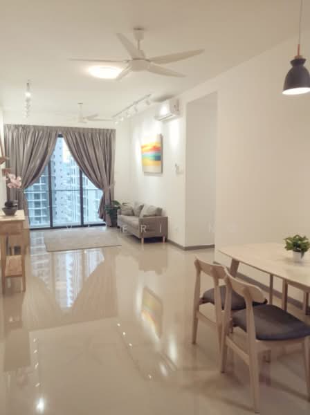 Servis Apartment untuk Dijual di United Point (Residensi Berpadu) - Valerie Ng - Living Room - PropertyGuru.com.my