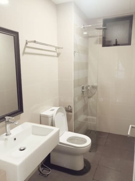 Servis Apartment untuk Dijual di United Point (Residensi Berpadu) - Valerie Ng - Bathroom - PropertyGuru.com.my