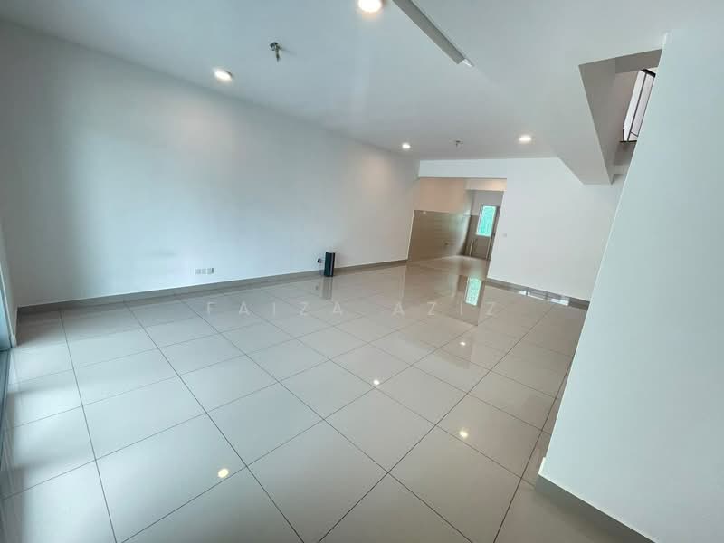 2-storey Terraced House for Sale in Kuala Selangor (Selangor) - Faiza Aziz - Living Room - PropertyGuru.com.my