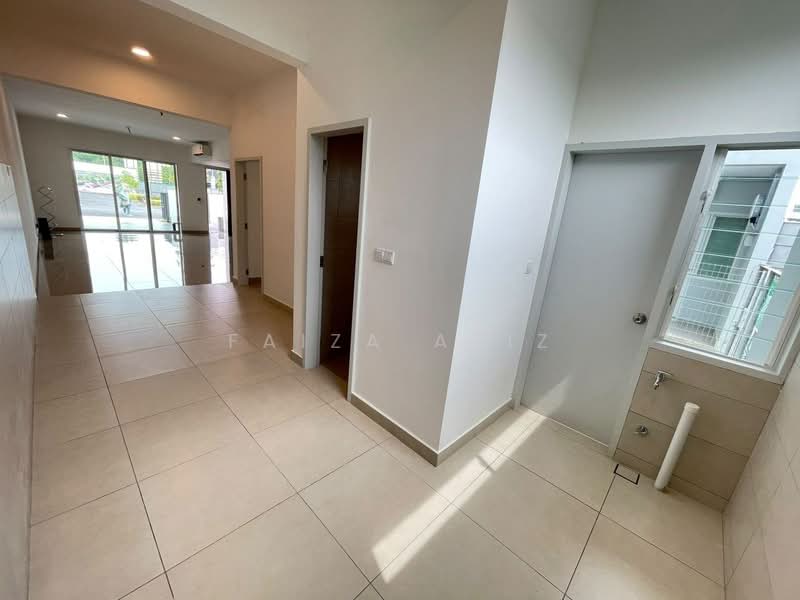 2-storey Terraced House for Sale in Kuala Selangor (Selangor) - Faiza Aziz - Entrance - PropertyGuru.com.my