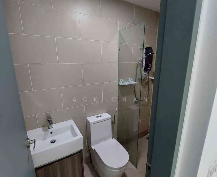Kediaman Servis untuk Dijual di Fortune Centra - Jack Chan - Bathroom - PropertyGuru.com.my