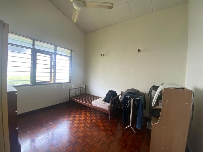 Semi-Detached House for Sale in Pantai Jerejak (Bayan Lepas) - Lenny Goon - PropertyGuru.com.my