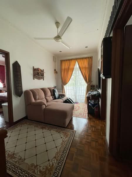 Rumah Teres 2 Tingkat untuk Dijual di Taman Setia Indah (Tebrau) - Fion Lee - Living Room - PropertyGuru.com.my