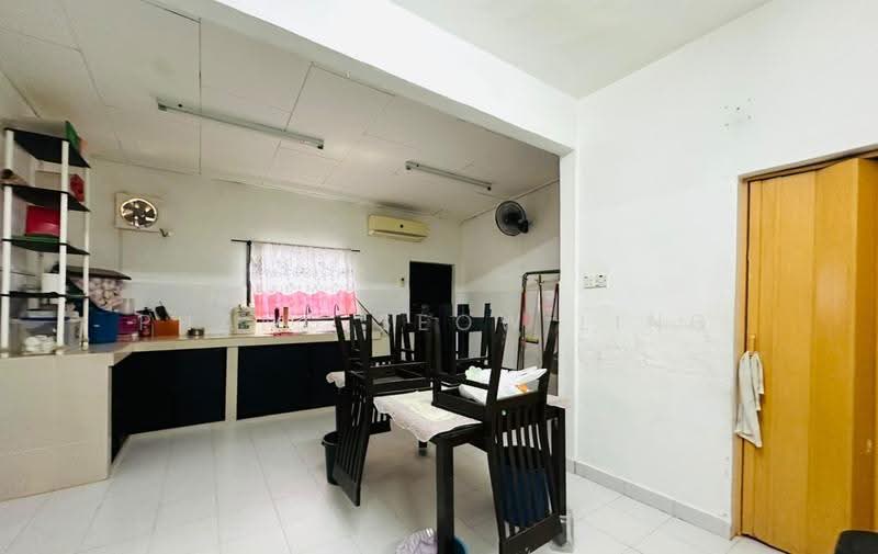 2-storey Terraced House for Sale in Batu Berendam (Melaka) - Phang Seow Ling - Kitchen - PropertyGuru.com.my