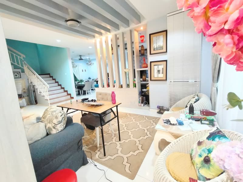 Rumah Berkembar untuk Dijual di Cahaya Spk (Shah Alam) - Azhar Mohd - Living Room - PropertyGuru.com.my