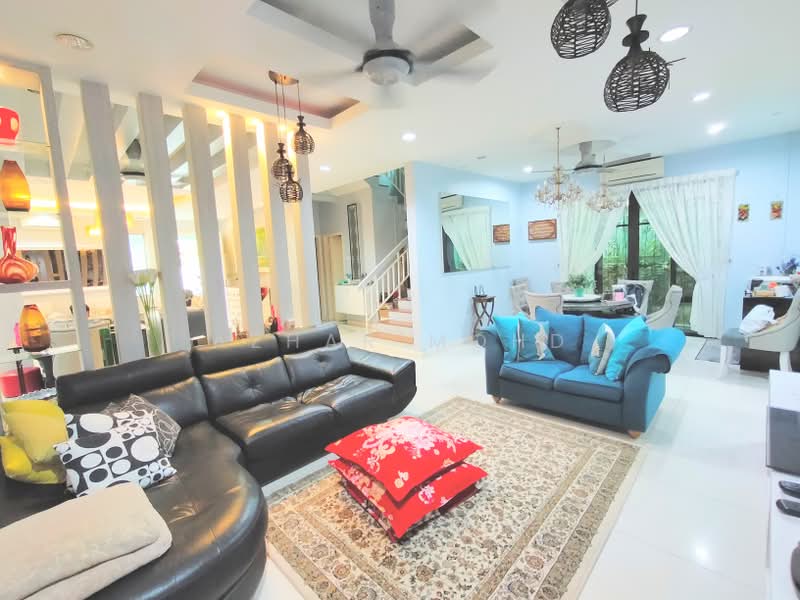 Rumah Berkembar untuk Dijual di Cahaya Spk (Shah Alam) - Azhar Mohd - Living Room - PropertyGuru.com.my