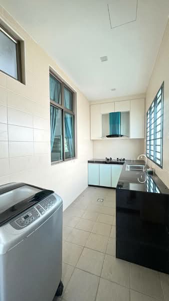 Rumah Teres 2-Tingkat untuk Dijual di Taman Seri Austin (Tebrau) - Yi En Puah - Kitchen - PropertyGuru.com.my