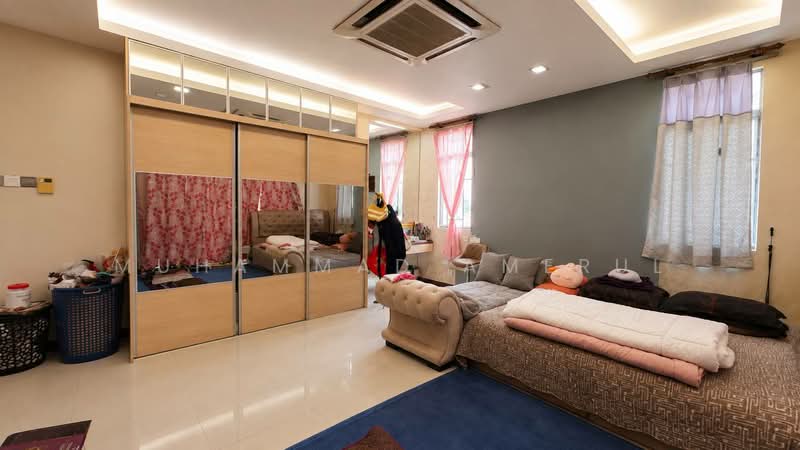 Bungalow House untuk Dijual di Subang Bestari (Shah Alam) - Muhammad Amerul - Bedroom - PropertyGuru.com.my