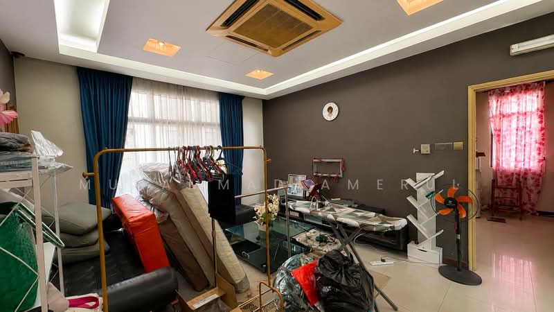 Bungalow House untuk Dijual di Subang Bestari (Shah Alam) - Muhammad Amerul - Living Room - PropertyGuru.com.my