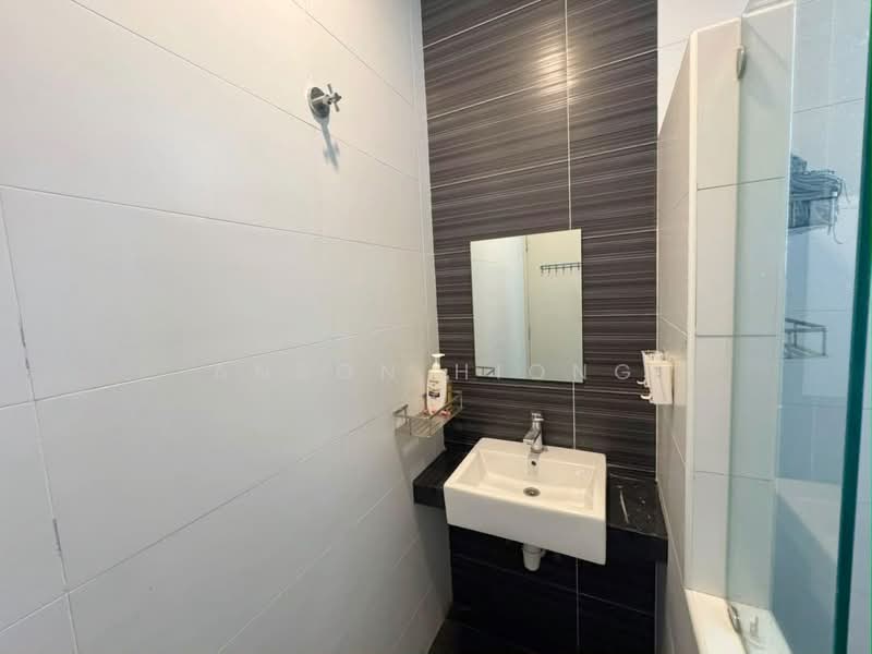 Rumah Kluster untuk Disewa di Bukit Indah (Iskandar Puteri (Nusajaya)) - Anson Hiong - Bathroom - PropertyGuru.com.my