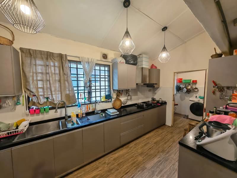 Rumah Teres 2 Tingkat untuk Dijual di SS2 (Petaling Jaya) - Ivan Lee - Kitchen - PropertyGuru.com.my