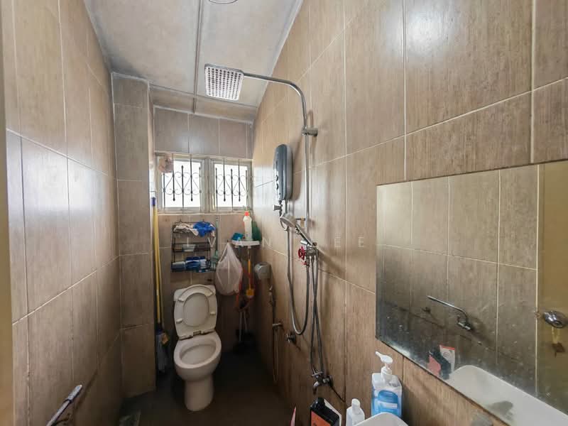 Rumah Teres 2 Tingkat untuk Dijual di SS2 (Petaling Jaya) - Ivan Lee - Bathroom - PropertyGuru.com.my