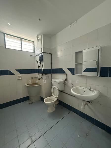 Rumah Berkembar untuk Dijual di Butterworth (Penang) - Sammi SC - Bathroom - PropertyGuru.com.my
