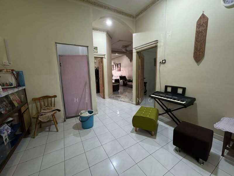 Semi-Detached House for Sale in Taman Berangan (Sungai Petani) - Henry Ng - Living Room - PropertyGuru.com.my