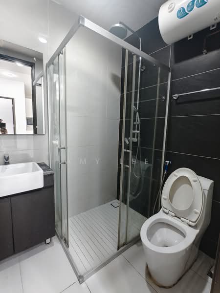 Condominium for Sale at Amberside @ Country Garden Danga Bay - Amy Lee - Bathroom - PropertyGuru.com.my