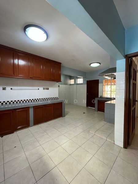 Rumah Banglo untuk Dijual di Bukit Gasing (Petaling Jaya) - CK Wong - Kitchen - PropertyGuru.com.my