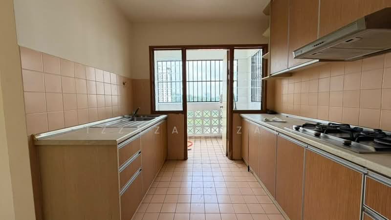 Kondominium untuk Dijual di Pantai Hillpark 5 - Izzaza Izzati - Kitchen - PropertyGuru.com.my