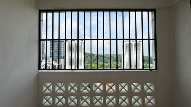 Kondominium untuk Dijual di Pantai Hillpark 5 - Izzaza Izzati - View - PropertyGuru.com.my