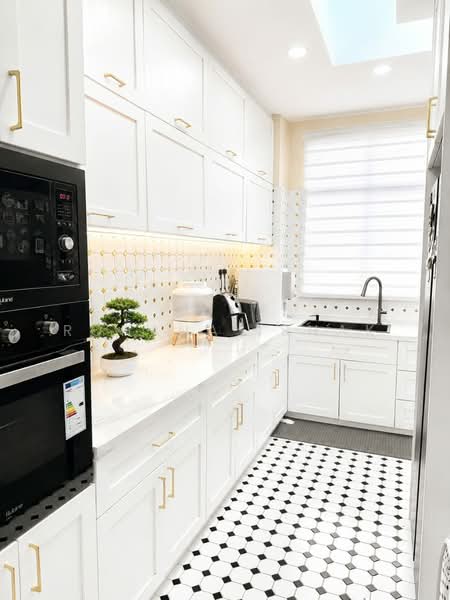 Semi-Detached House for Sale in Kuala Selangor (Selangor) - Rohana Ishak - Kitchen - PropertyGuru.com.my