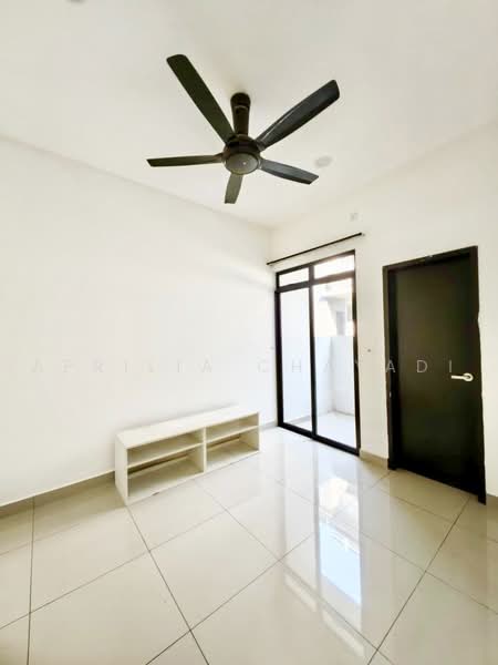 Rumah Teres untuk Disewa di Iskandar Puteri (Nusajaya) (Johor) - APRILIA CHAYADI - Living Room - PropertyGuru.com.my