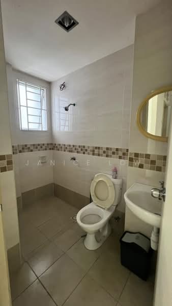 Servis Apartment untuk Disewa di Casa Suites - Janice Low - Bathroom - PropertyGuru.com.my