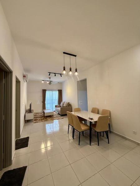Kediaman Servis untuk Disewa di Residensi Emas - Sarah Chee - Living Room - PropertyGuru.com.my