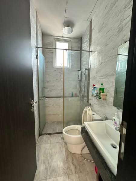 Condominium for Rent at The Cantonment - Elaine Ooi - Bathroom - PropertyGuru.com.my