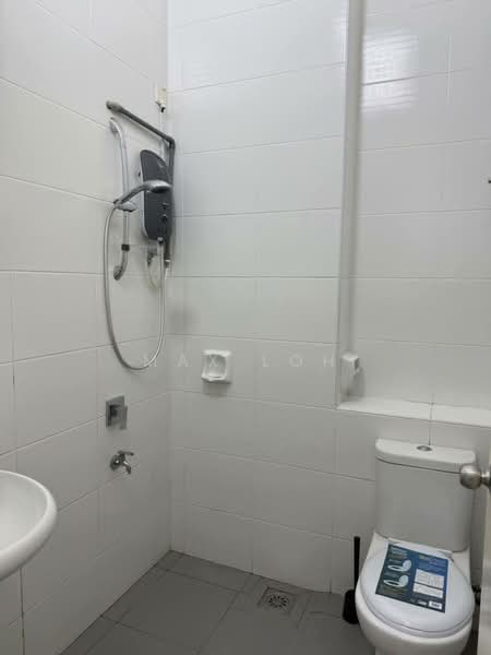 2-storey Terraced House for Rent in Eco Summer (Johor Bahru) - Max Loh - Bathroom - PropertyGuru.com.my
