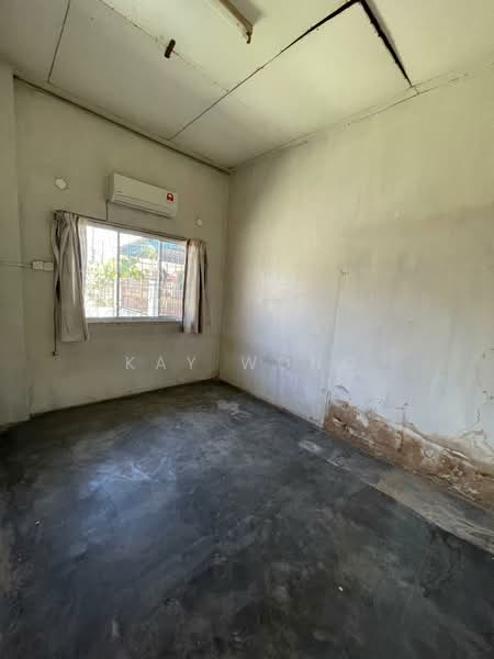 Terraced House for Sale in Batu Lancang (Jelutong) - Kay Wong - Interior - PropertyGuru.com.my