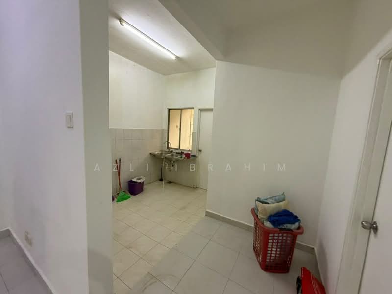 Rumah Teres 2.5-Tingkat untuk Dijual di Taman Kosas (Ampang) - Azli Ibrahim - Kitchen - PropertyGuru.com.my