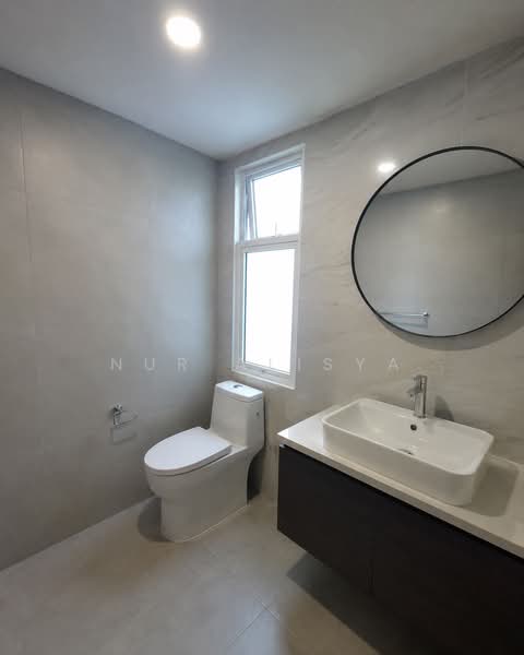 Kondominium untuk Dijual di Casa Green Condominium - Nur Alisya - Bathroom - PropertyGuru.com.my