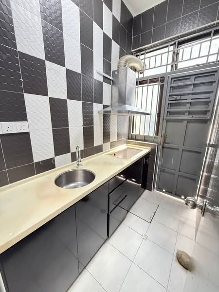 Rumah Teres 2-Tingkat untuk Dijual di Bukit Indah (Iskandar Puteri (Nusajaya)) - Loh Kok Hui - Kitchen - PropertyGuru.com.my