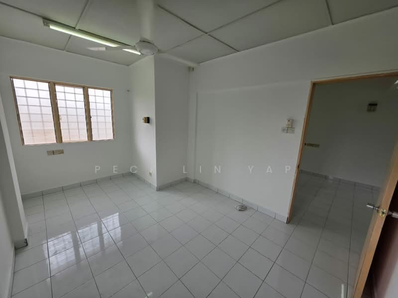 Pangsapuri untuk Dijual di Taman Megah Cheras Apartment - Peck Lin Yap - Interior - PropertyGuru.com.my