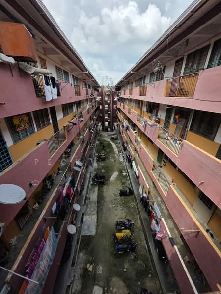 Pangsapuri untuk Dijual di Taman Megah Cheras Apartment - Peck Lin Yap - Exterior - PropertyGuru.com.my