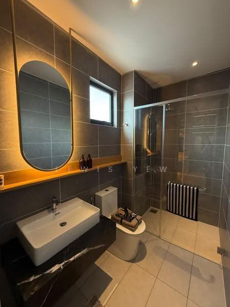 Rumah Teres 3-Tingkat untuk Dijual di Cyberjaya (Selangor) - Lewis Yew - Bathroom - PropertyGuru.com.my