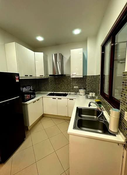 Kondominium untuk Disewa di Surian Condominium - Nigel Lim - Kitchen - PropertyGuru.com.my