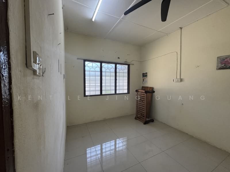 1-storey Terraced House for Sale in Taman Klang Jaya (Klang) - Kent Lee Jing Guang - Interior - PropertyGuru.com.my