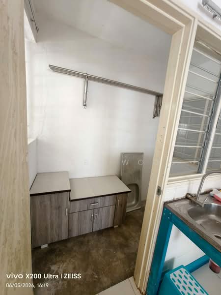 Apartment for Rent at Pangsapuri Sentosa - Abby Woo - Interior - PropertyGuru.com.my