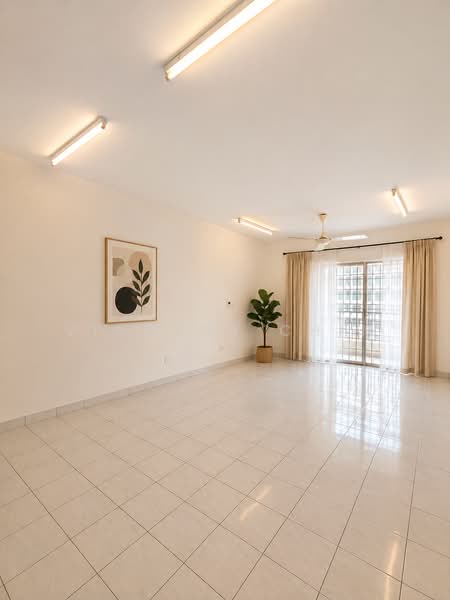 Condominium for Sale at Puncak Seri Kelana - Vincent Chin - Living Room - PropertyGuru.com.my