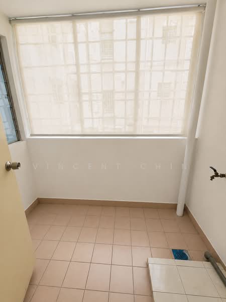 Condominium for Sale at Puncak Seri Kelana - Vincent Chin - Balcony - PropertyGuru.com.my