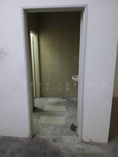 Shop / Office for Sale in Bachang (Melaka) - Dicson Loh Wen Jiun - Bathroom - PropertyGuru.com.my
