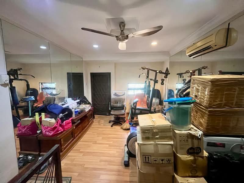 2-storey Terraced House for Sale in Taman Kosas (Ampang) - Azli Ibrahim - Interior - PropertyGuru.com.my