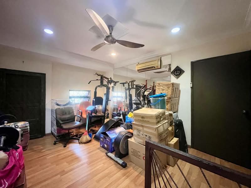 2-storey Terraced House for Sale in Taman Kosas (Ampang) - Azli Ibrahim - Gym - PropertyGuru.com.my