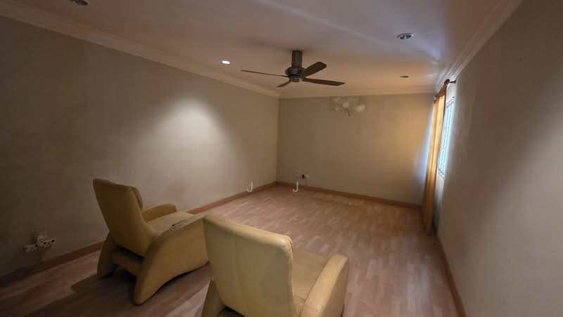 Terraced House for Sale in Kota Kemuning (Shah Alam) - J J - Living Room - PropertyGuru.com.my